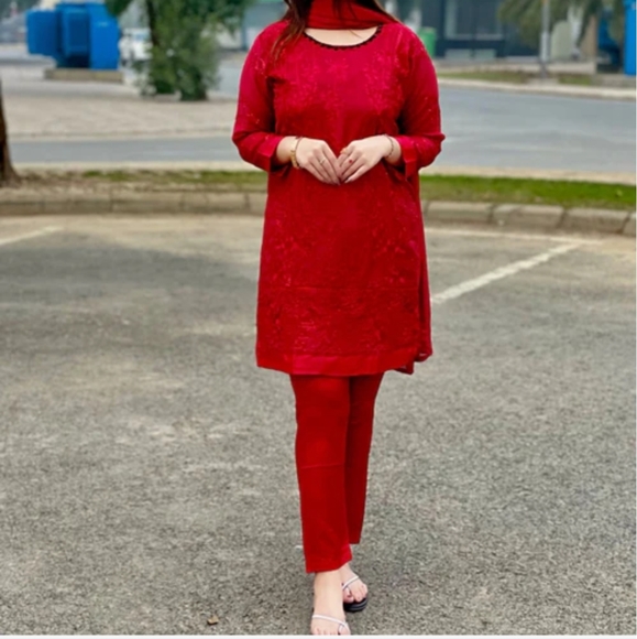 Pakistani formal 3 piece suit - Picture 2 of 6